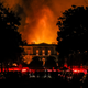Illustration for article titled Flames Engulf Brazils National Museum, Destroying Massive Cultural and Scientific Collection